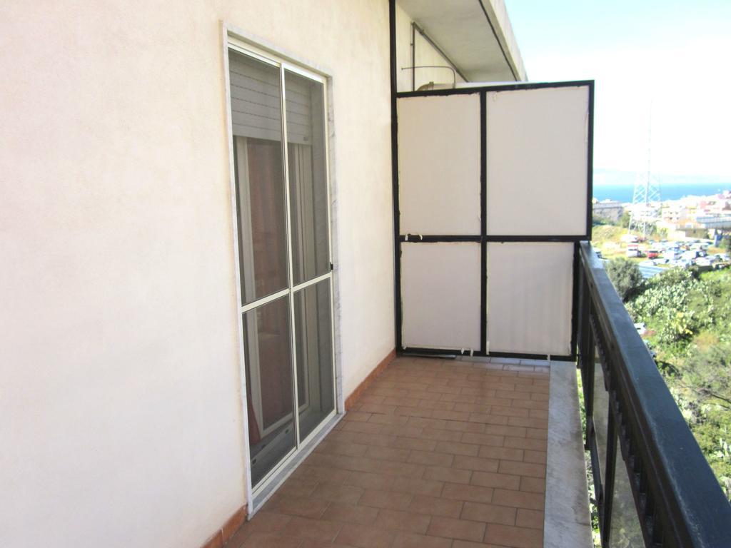 Appartamento Vallone Petrara Reggio di Calabria Luaran gambar